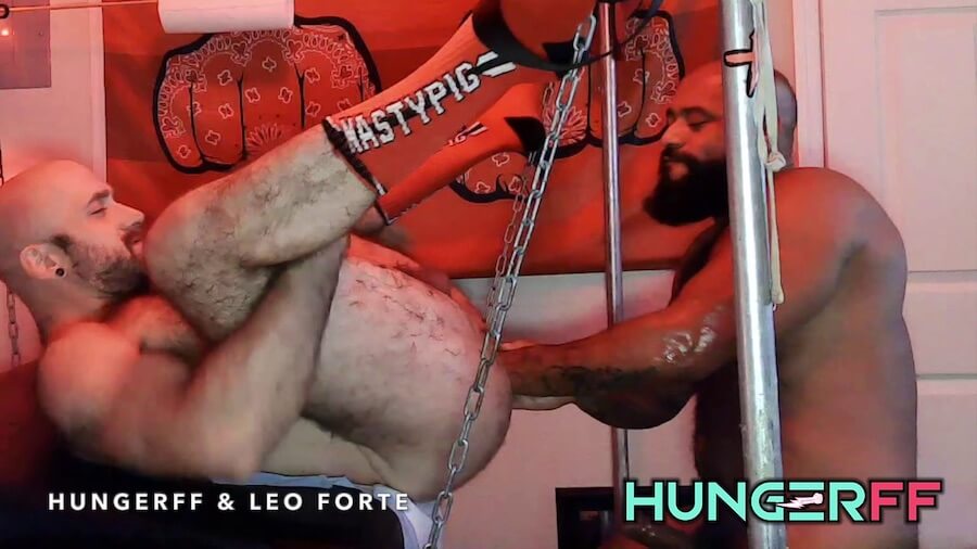 MY SPIRIT ANIMAL @LEOFORTEXXX MAKES DEEP, AGGRESSIVE FISTING LOVE TO MY CUNT IN MY SLING